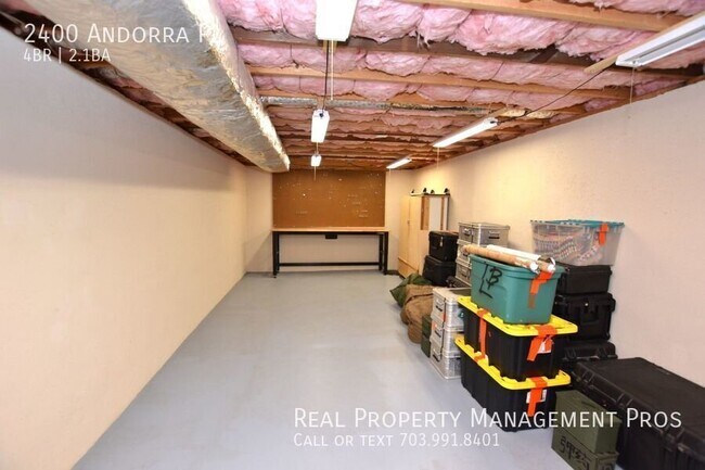 Building Photo - 2400 Andorra Pl