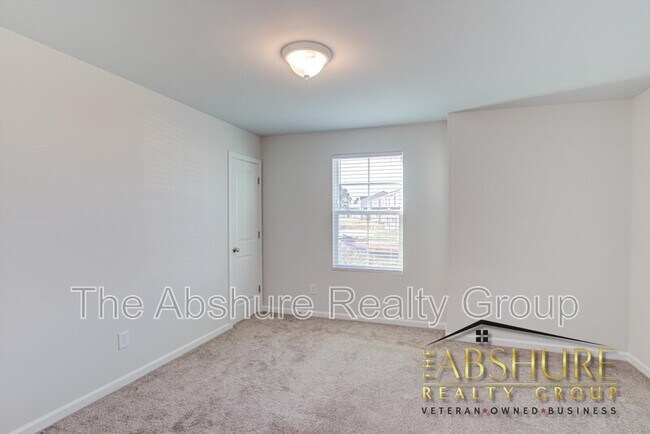 Building Photo - 23 Little Horse Ln
