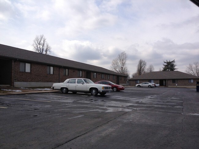 Primary Photo - 16 Units
