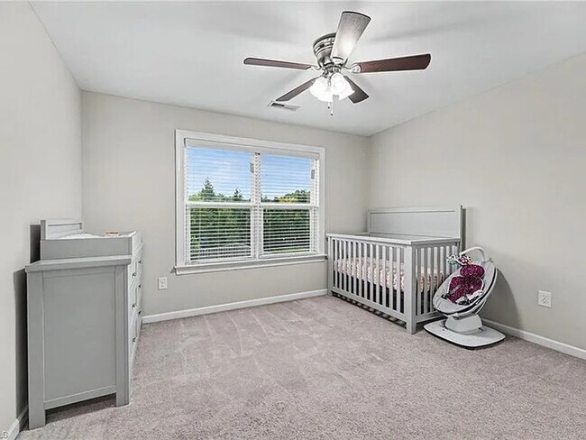 Building Photo - Lease to Own