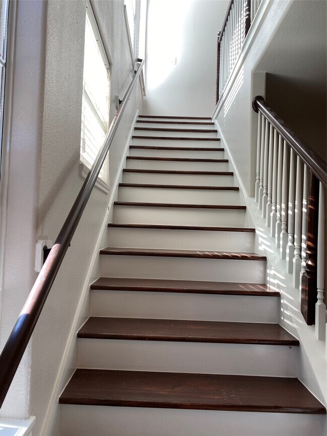 Building Photo - 8246 Lanham Ln