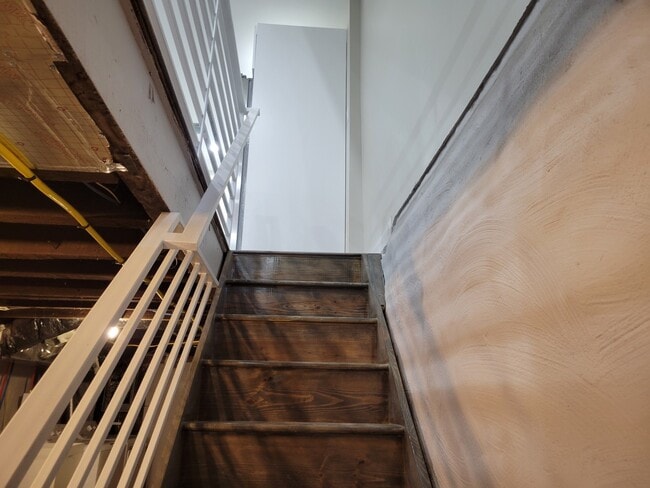 Building Photo - 1514 S 27th St