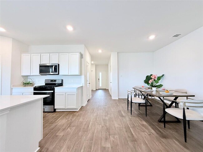 Building Photo - 598 Gladiola Lp