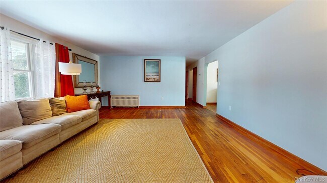 Building Photo - 178 Barnes Rd