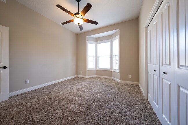 Building Photo - 9352 Wilderness Cove