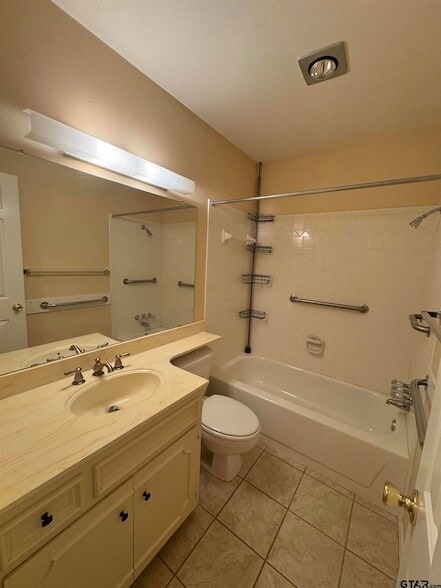 Building Photo - 1311 Larkspur Ln