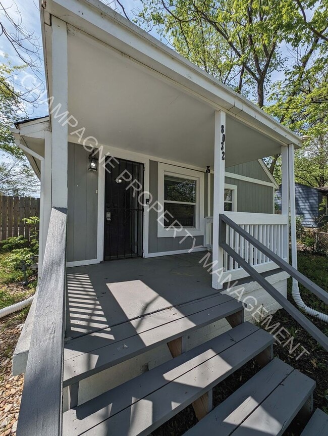 Building Photo - Updated Single Family Home