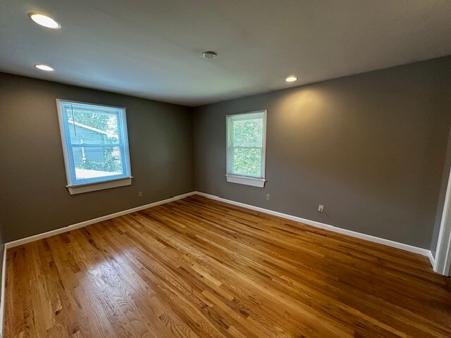 Building Photo - 610 Greenwood Dr