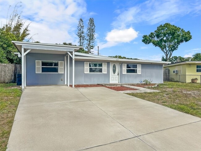Building Photo - Updated Beautiful Rental Home in Seminole – Great Location!  4bed|2bath