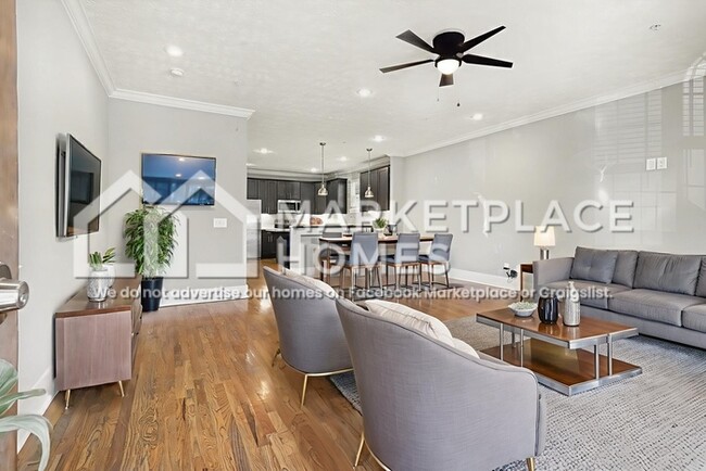 Building Photo - 2437/103 Bell St