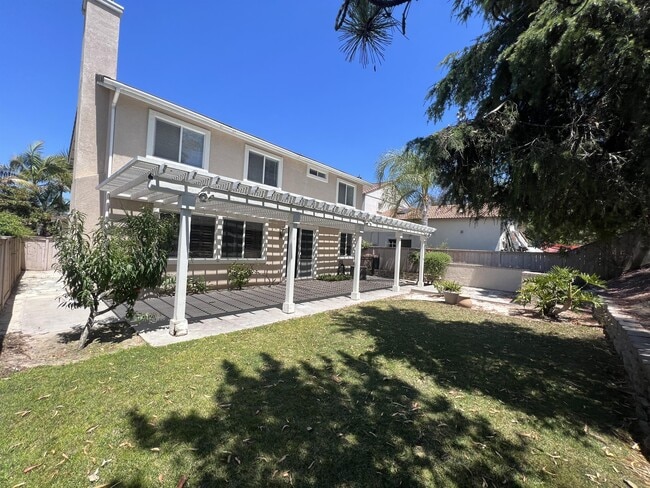 Building Photo - 1176 Saratoga Ct