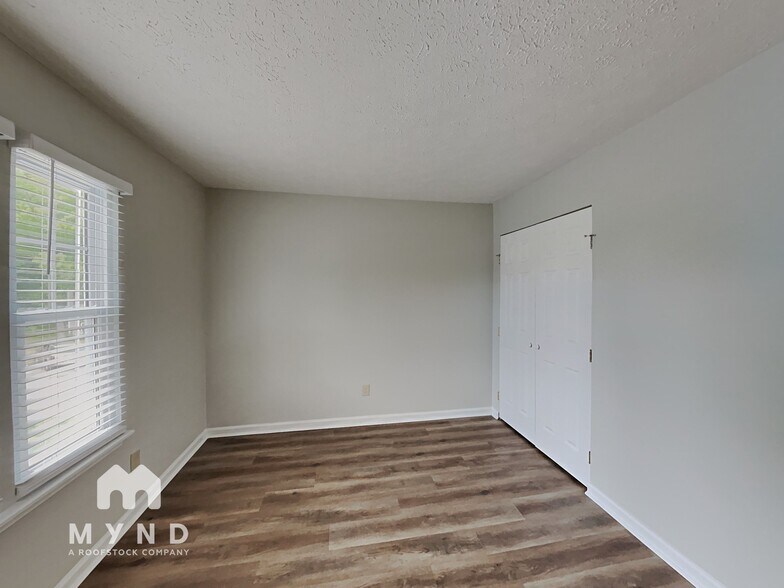 Building Photo - 8224 Wynewood Ct