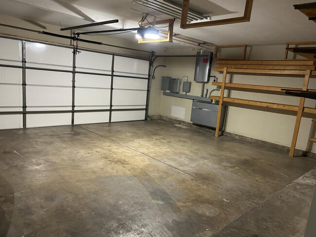 Building Photo - 6916 W Georgia Ave