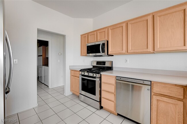 Building Photo - 10928 Button Willow Dr