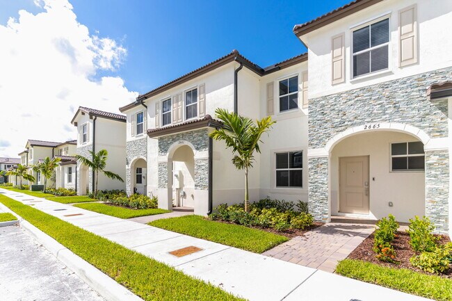 Building Photo - 2665 SE 28th St