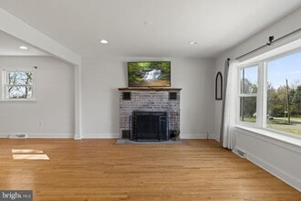Building Photo - 3334 Germantown Pike