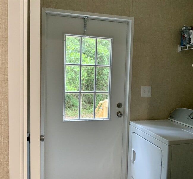 Building Photo - 9813 Woodville Hwy