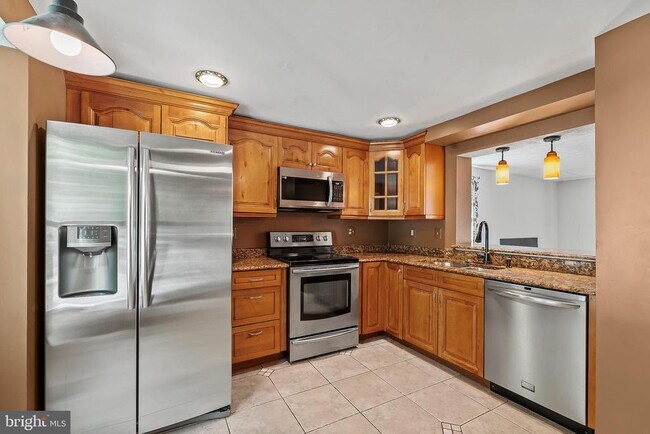 Building Photo - 9515 Quarry Bridge Ct