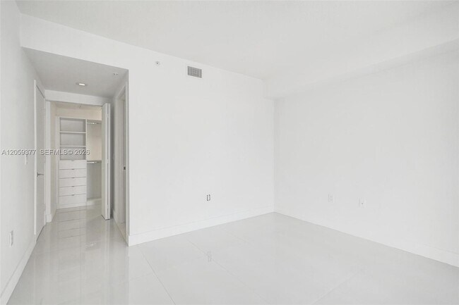 Building Photo - 330 Sunny Isles Blvd