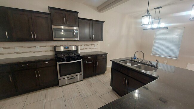 Building Photo - Backyard Oasis!!!  Beautiful 4 bedroom 2.5 bathroom 2 story home on corner lot!