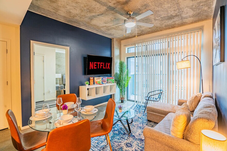 Building Photo - 915 N 4th St