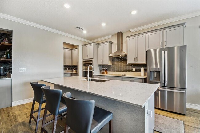 Building Photo - 9571 Little Bluestem Dr