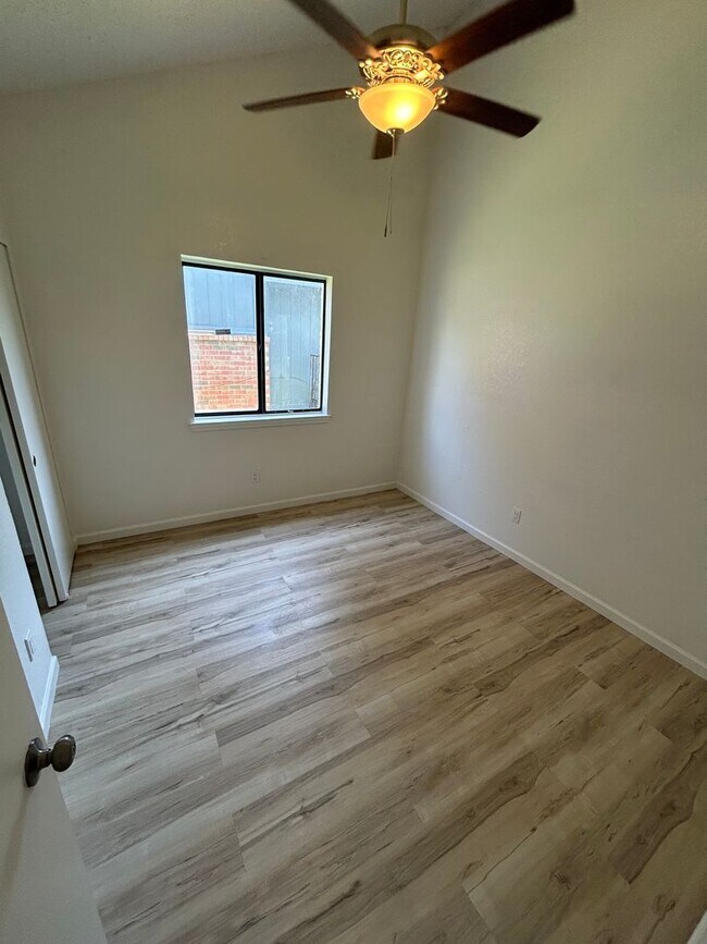 Building Photo - At such an affordable rental rate, this home won't last long!
