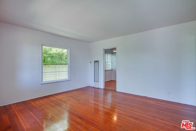 Building Photo - 848 Marco Pl