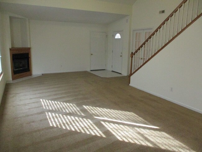 Building Photo - 1725-1727-1727 Louise Cir
