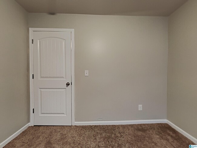 Building Photo - 330 Reed Way