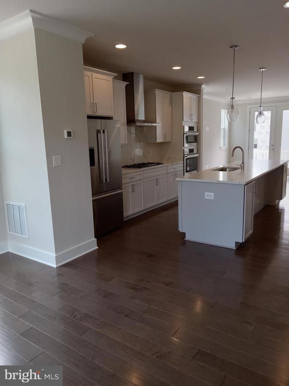 Building Photo - 5158 Ridgeview Retreat Dr