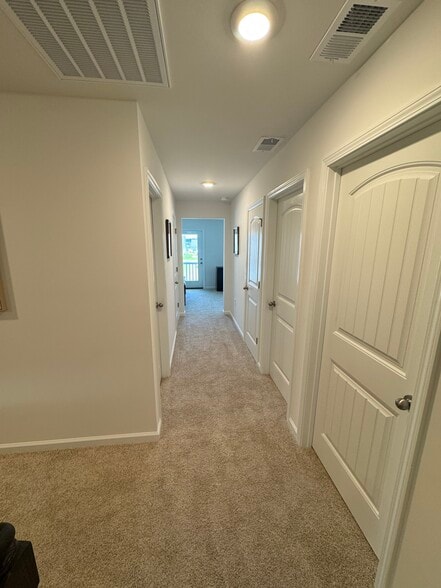 Corridor - 5435 Shelly Lynn Dr