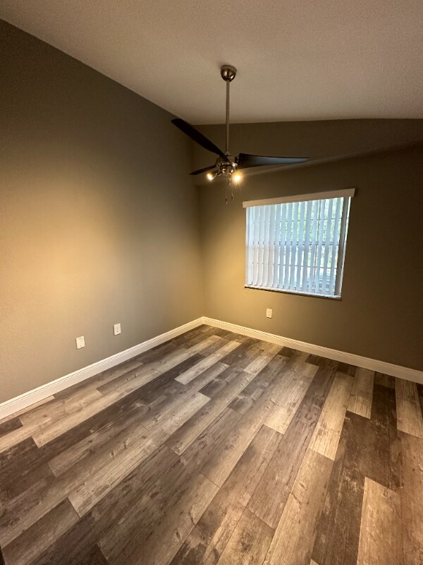Building Photo - 2890 N Oakland Forest Dr
