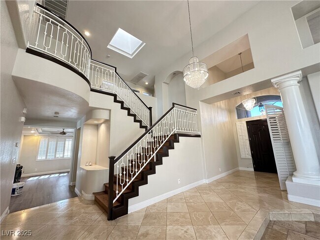 Building Photo - 1828 Dolce Dr