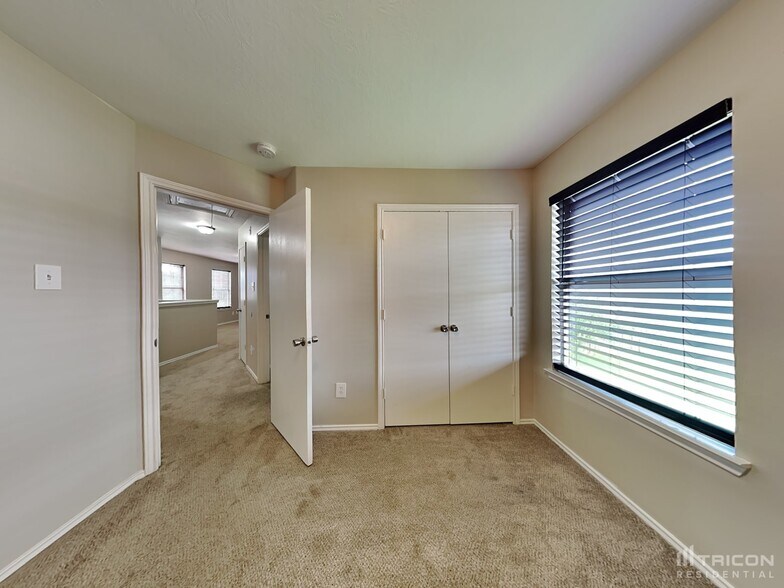 Building Photo - 13123 Sandhill Park Ln