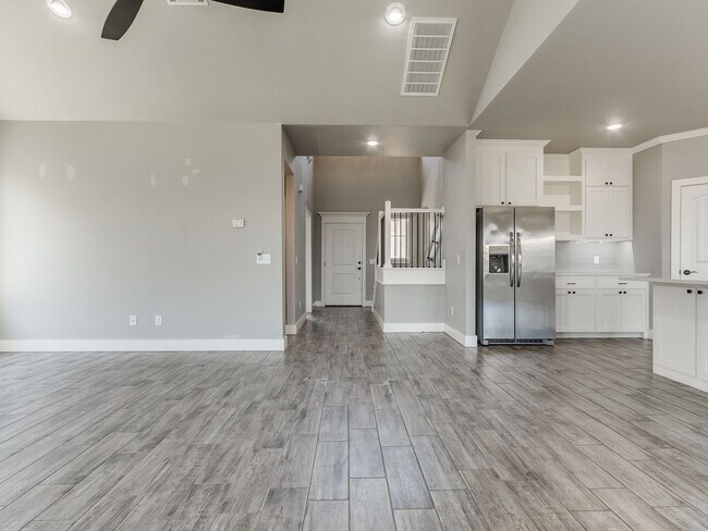 Building Photo - 3212 Hayven Cir