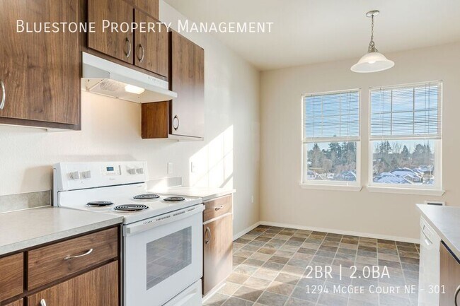 Building Photo - 1294 Mcgee Ct NE