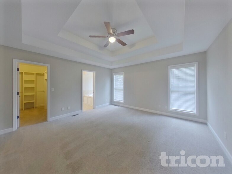 Building Photo - 623 Secretariat Dr