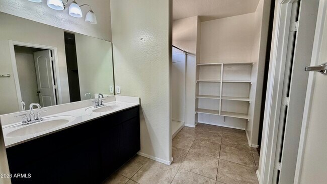 Building Photo - 35433 W San Alvarez Ave