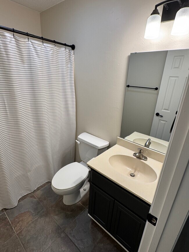 Building Photo - 4414 Post Oak Dr