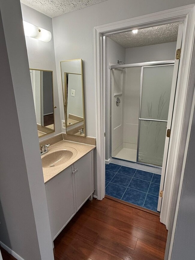 Building Photo - 8302 White Star Ct