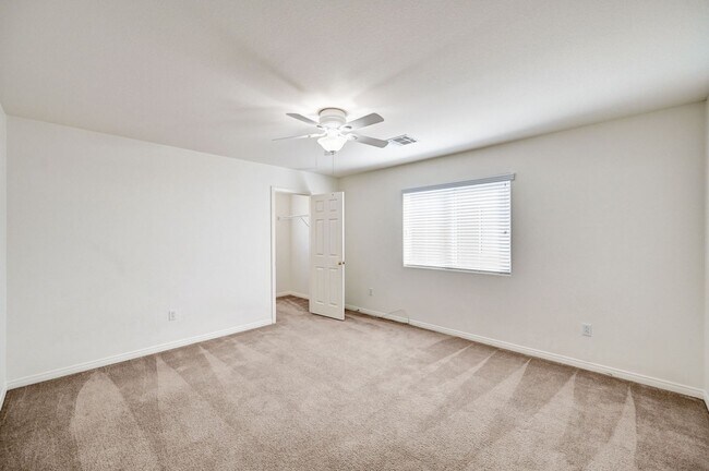 Building Photo - Southern Highlands Single Family Home
