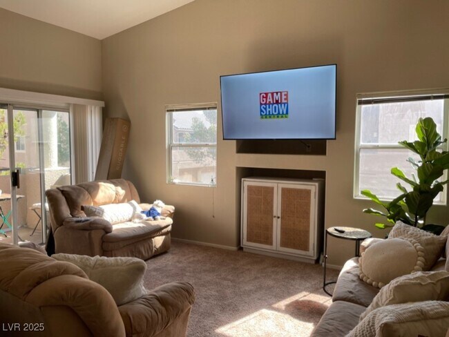 Building Photo - 2001 Jade Creek St