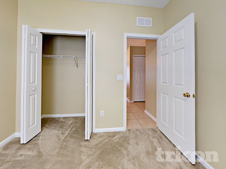 Building Photo - 1104 Cherry Point Way