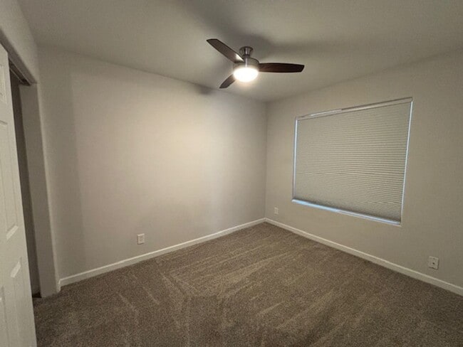 Building Photo - 3 Bedroom - 2 Bath Home