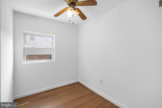 Building Photo - 6212 Carters Ln