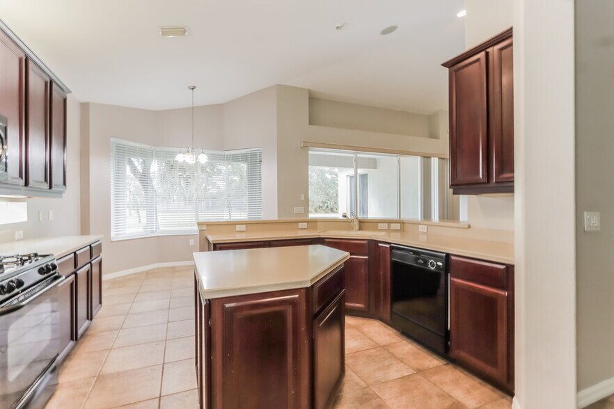 Building Photo - 12646 Cara Cara Loop