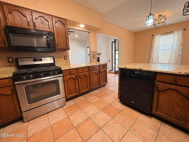 Building Photo - 7148 Villa Hermosa Dr