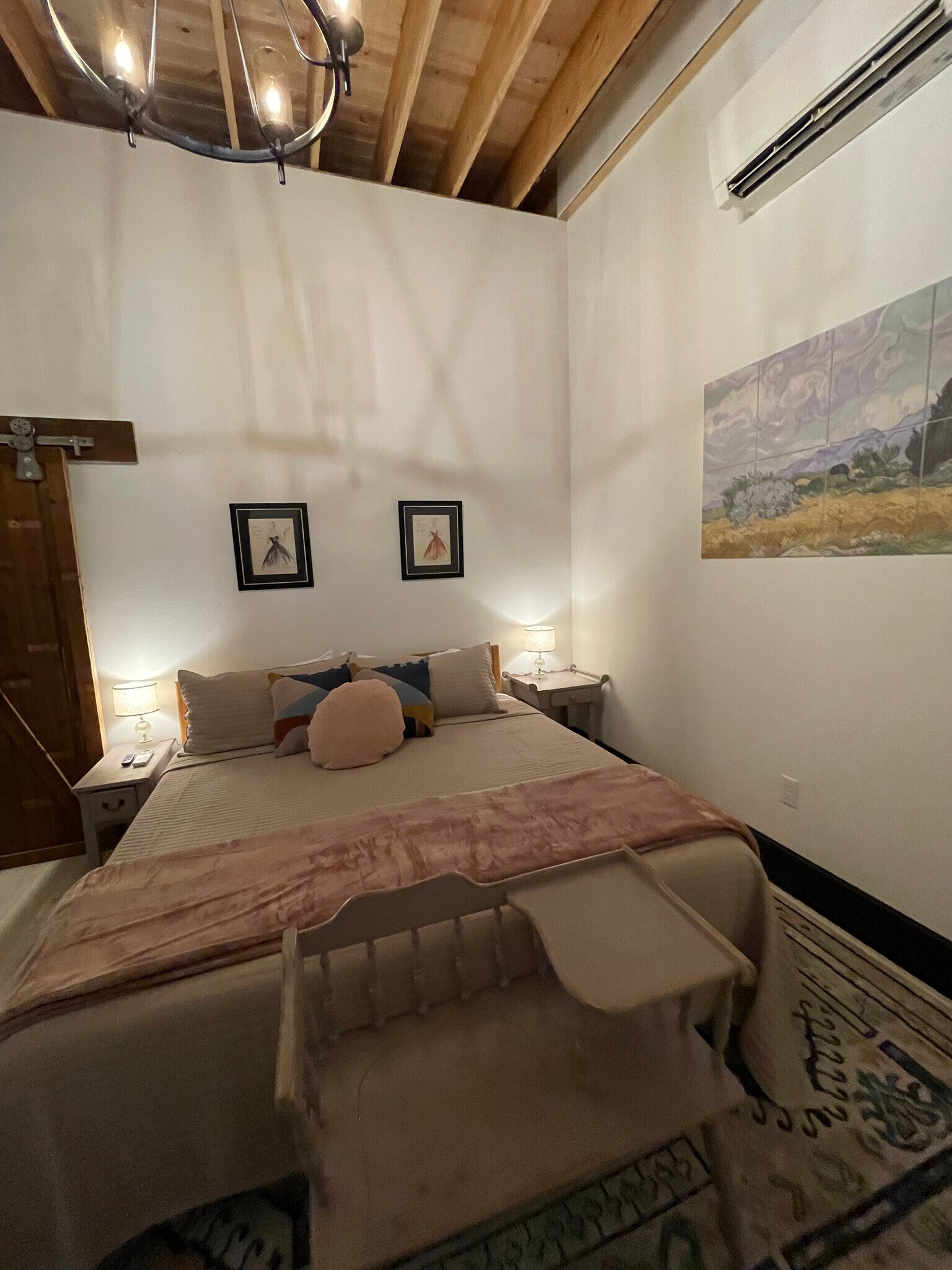 Building Photo - 719 S. Baker St.