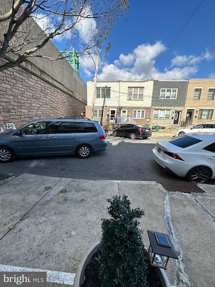 Building Photo - 3017 S 15th St